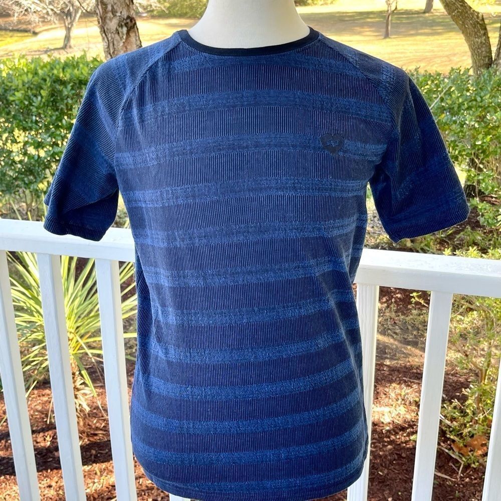 Banks Journal Blue Patterned Striped Crew Shirt. No size tag (but fits Medium)